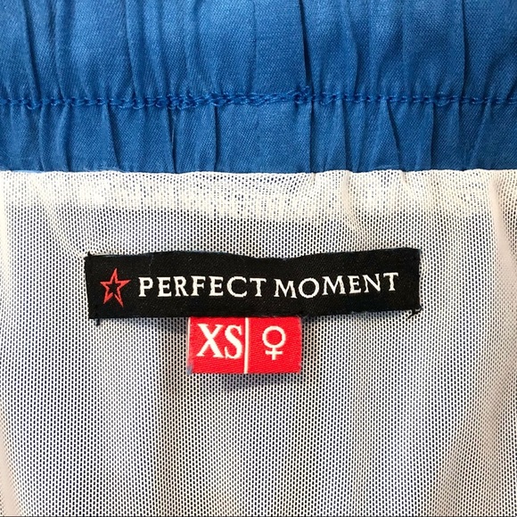 PERFECT MOMENT Striped Washed-Woven Shorts - Picture 16 of 16